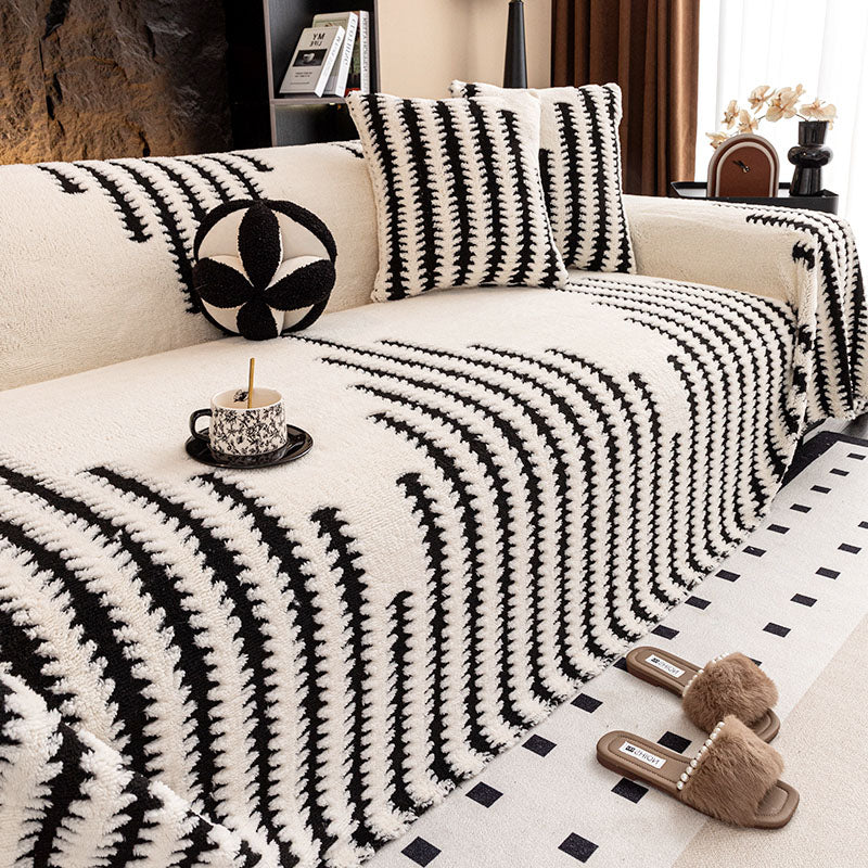 🛋️ Puha, csúszásgátló bársony kanapetakaró