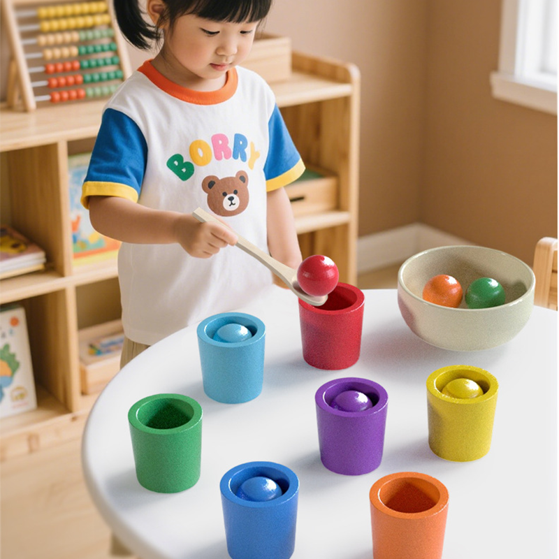 🌈 Szivárványgolyók poharakban Montessori játékok kisgyermekeknek 👶🧠